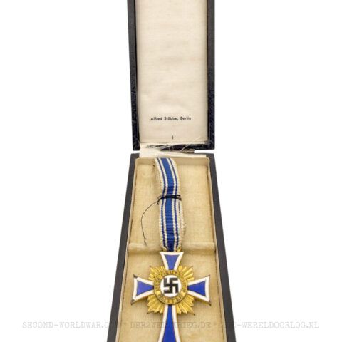Ehrenkreuz der Deutschen Mutter (Mutterkreuz) der 1. Stufe Gold im Etui Stübbe
