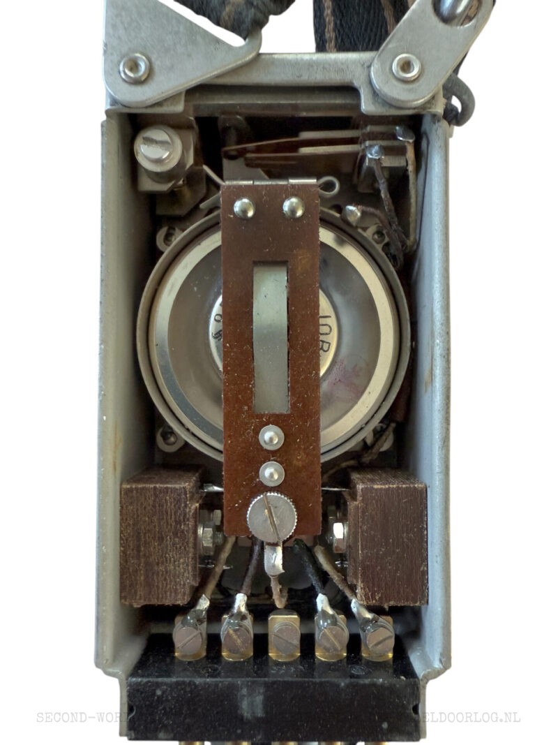 Brustmikrofon 33 mit Tragegurt 1940 und FF 33 Kabel – Bild 8