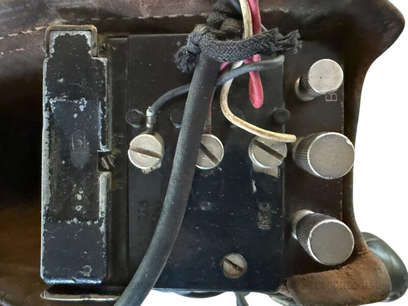 Amerikanisches Feldtelefon EE-8-B in Ledertasche – Bild 4