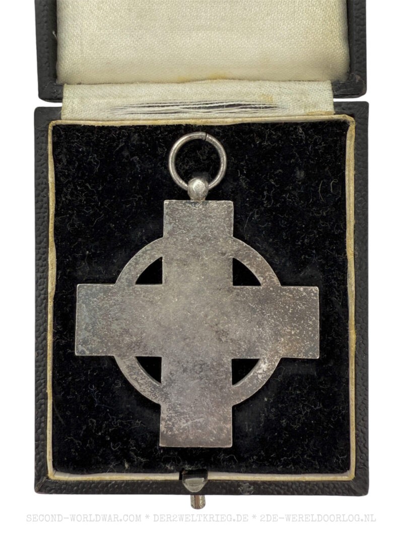 Feuerwehr-Ehrenzeichen 2. Stufe im Etui – Bild 3