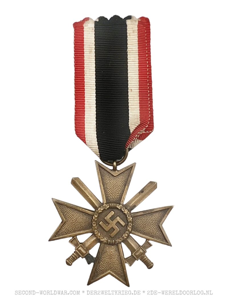 Kriegsverdienstkreuz 2.Klasse mit Schwertern Buntmetall 48