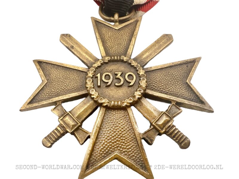 Kriegsverdienstkreuz 2.Klasse mit Schwertern Buntmetall 48 – Bild 4