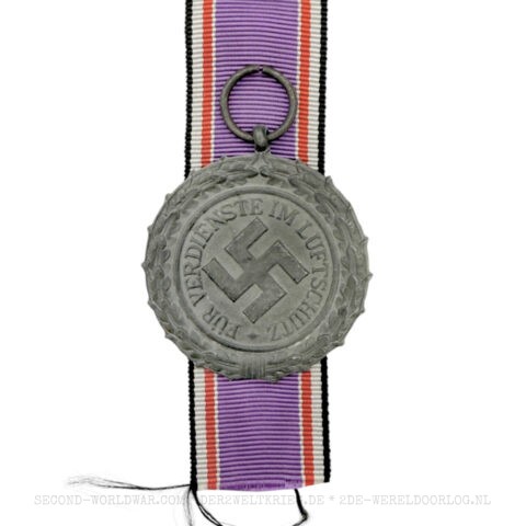 Luftschutz-Ehrenzeichen 2. Klasse