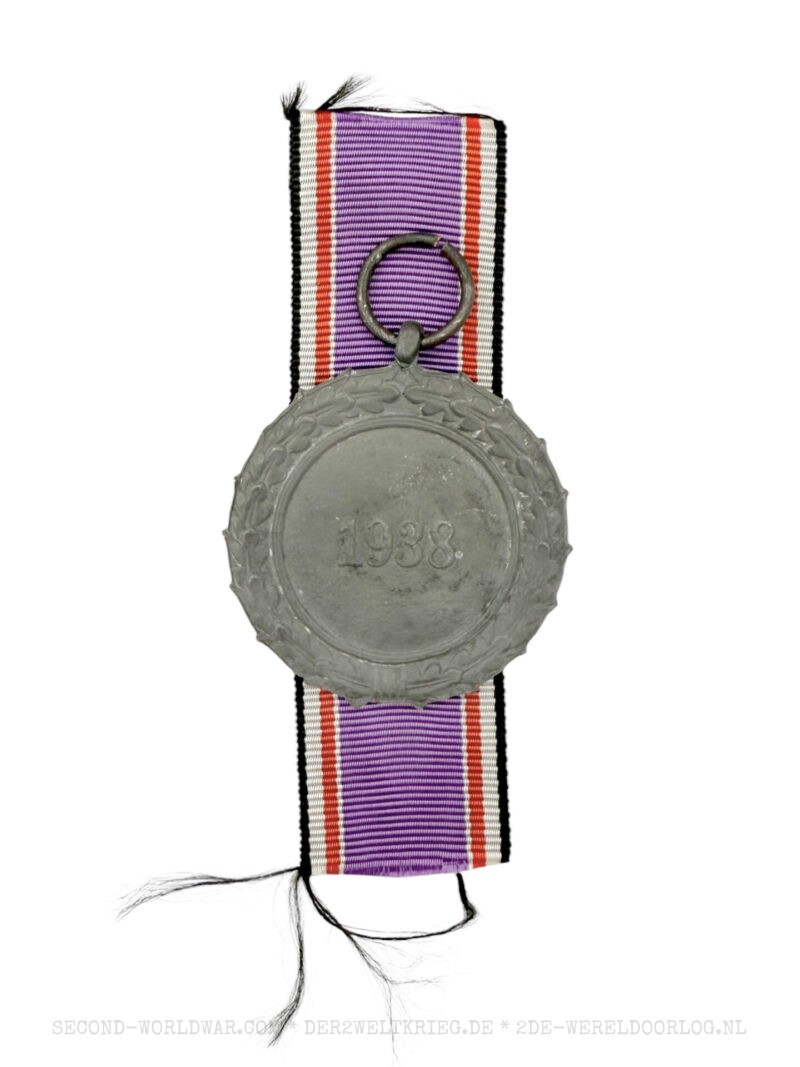 Luftschutz-Ehrenzeichen 2. Klasse – Bild 2