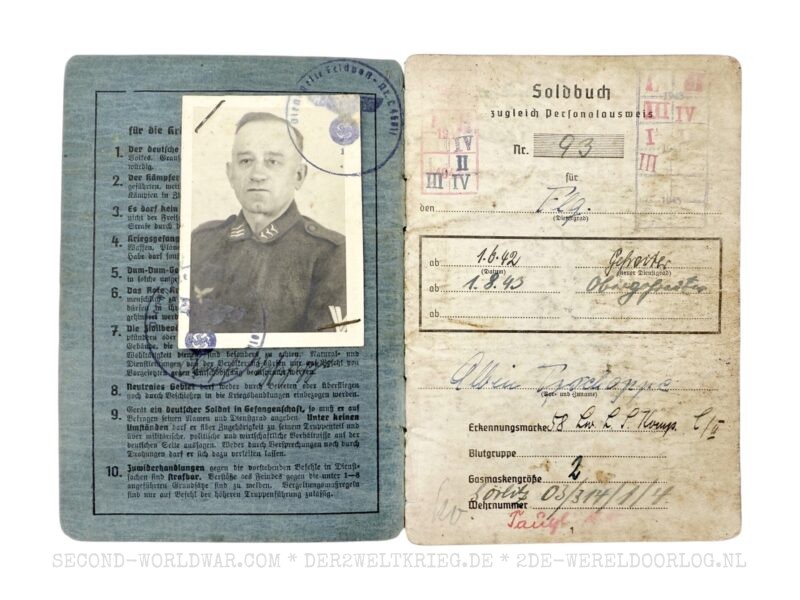 Luftwaffe Soldbuch Offizier FLAK und Nebelkompanie – Bild 2