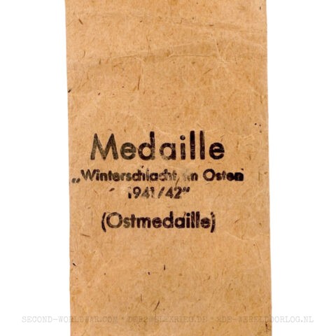 Ostmedaille (Winterschlacht im Osten) Verleihungstüte Metall- und Kunststoff