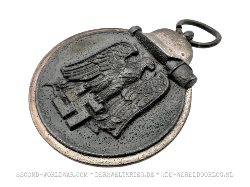 Ostmedaille (Winterschlacht im Osten) 25 mit Verleihungstüte – Bild 4