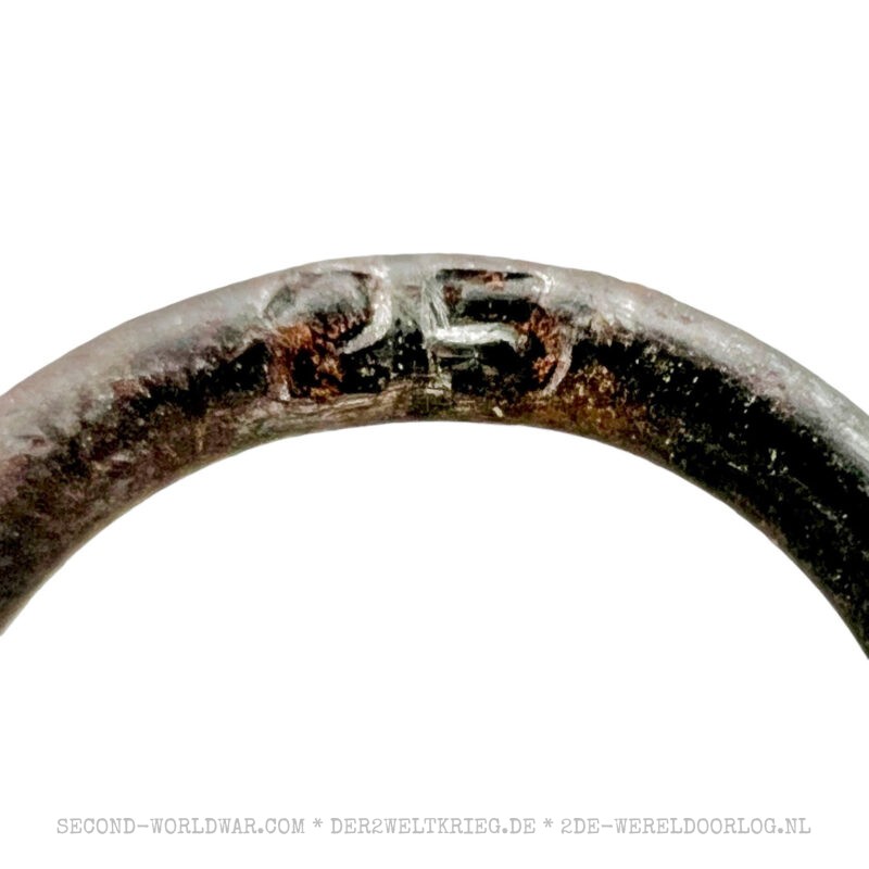 Ostmedaille (Winterschlacht im Osten) 25 mit Verleihungstüte – Bild 6