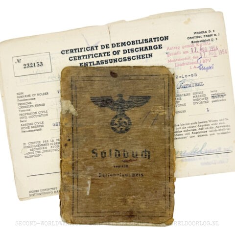 Wehrmacht Soldbuch mit französischem Entlassungsschein