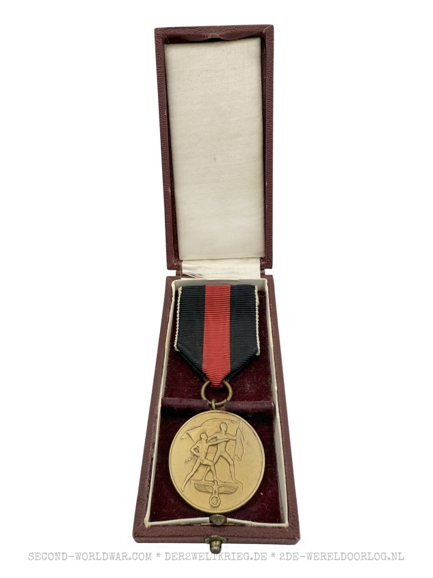 Medaille zur Erinnerung an den 1. Oktober 1938 im Etui